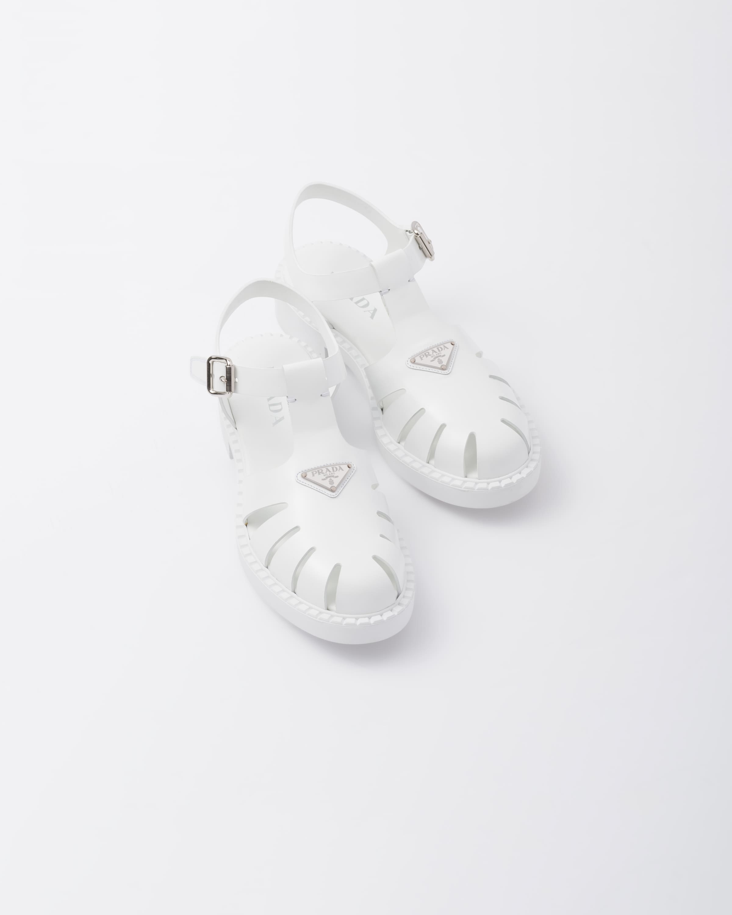 Brushed leather fisherman sandals - 4