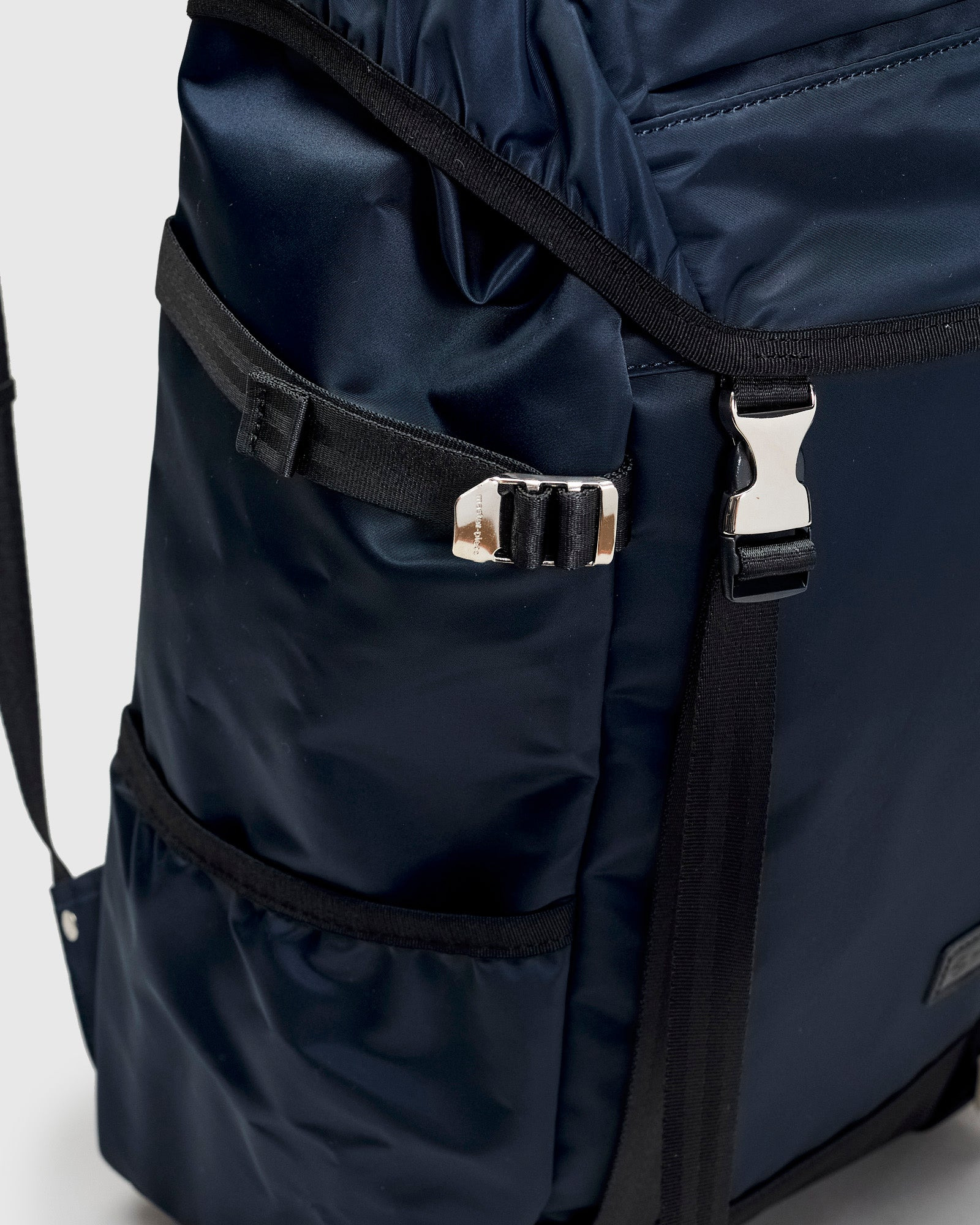 Lightning V2 Backpack in Navy - 7