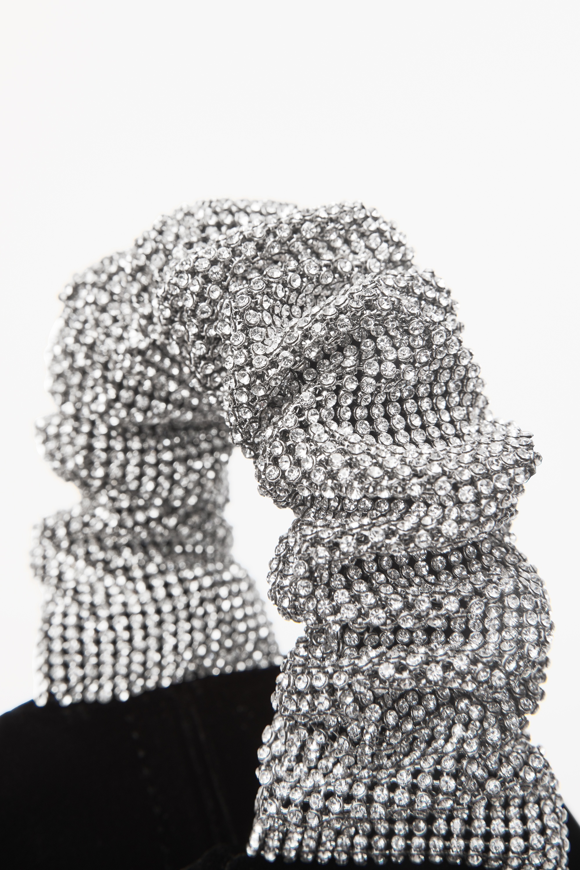 SCRUNCHIE MINI BAG IN VELVET CRYSTAL - 4