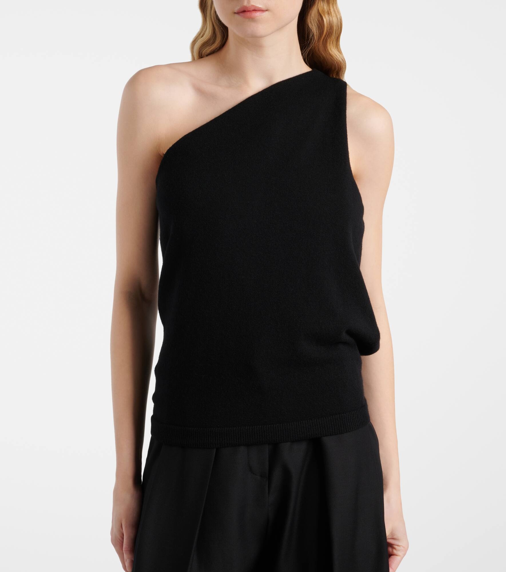 One-shoulder wool and cashmere-blend top - 4