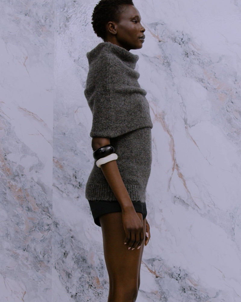 SLEEVELESS BOUND TOP SMOKE 4