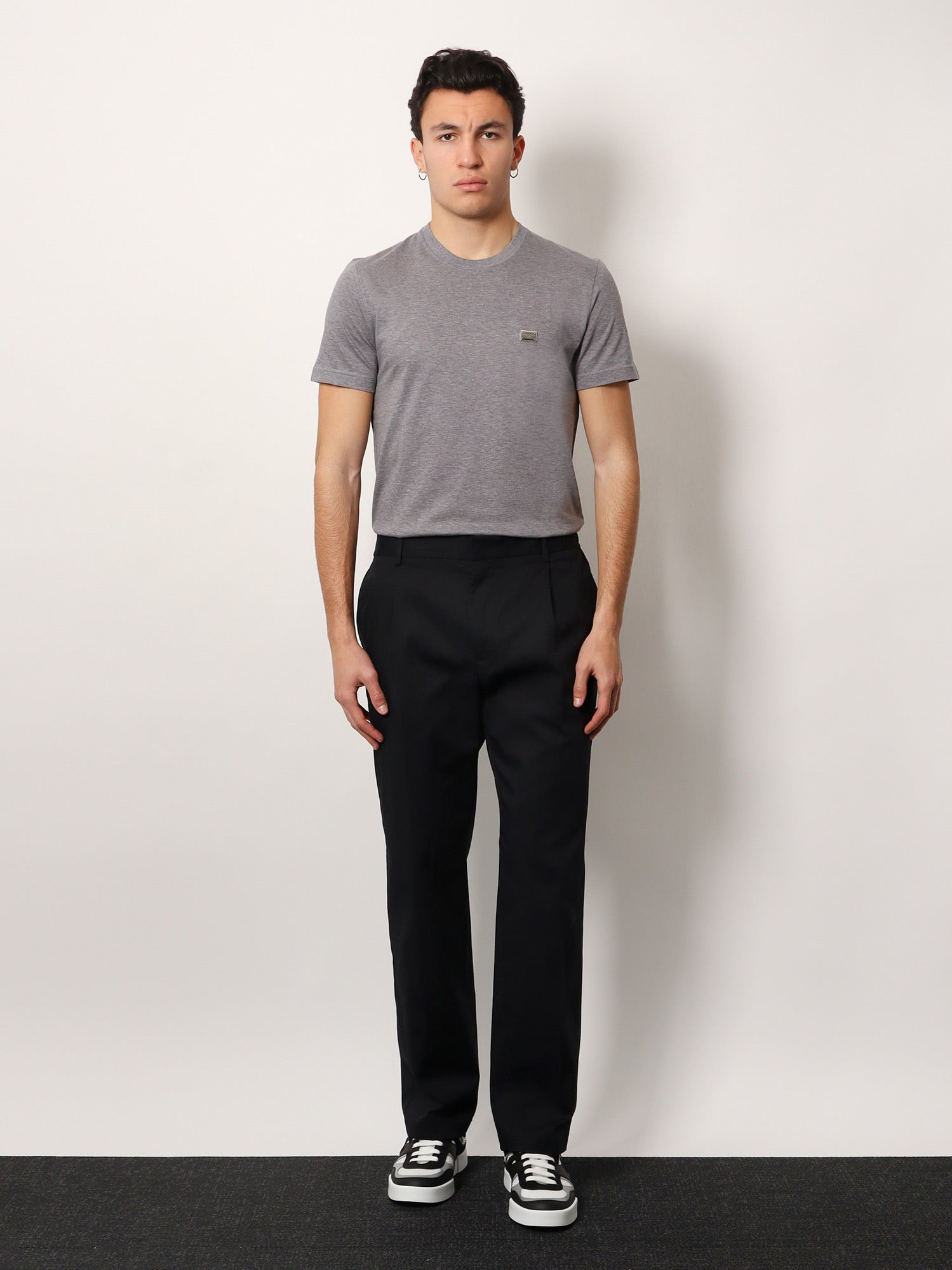 Dolce & Gabbana Cotton T-Shirt With Metal Logo Detail - 2