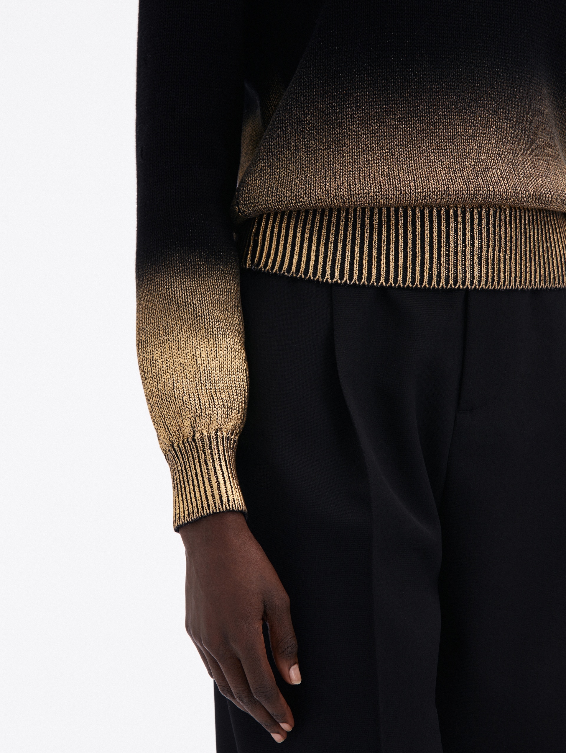 GOLD FOIL PRINTED PULLOVER - 5