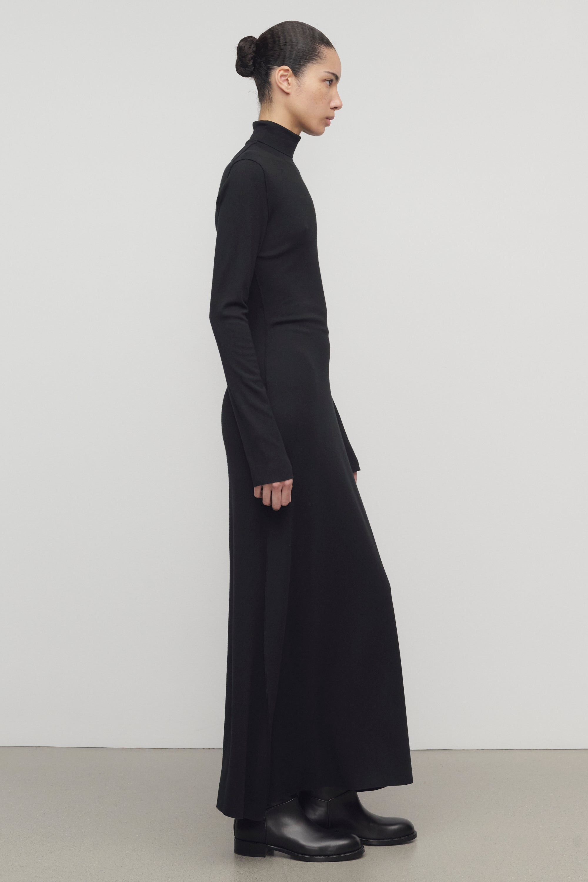 Leoline Dress in Wool - 4