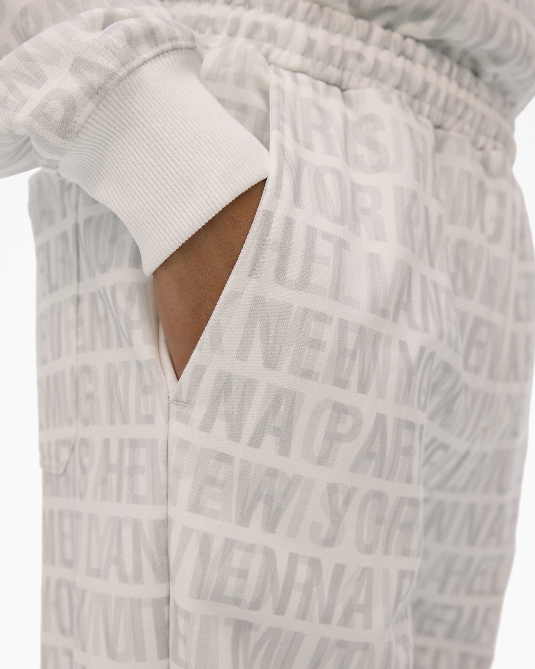 ALL OVER LOGO JOGGER - 6