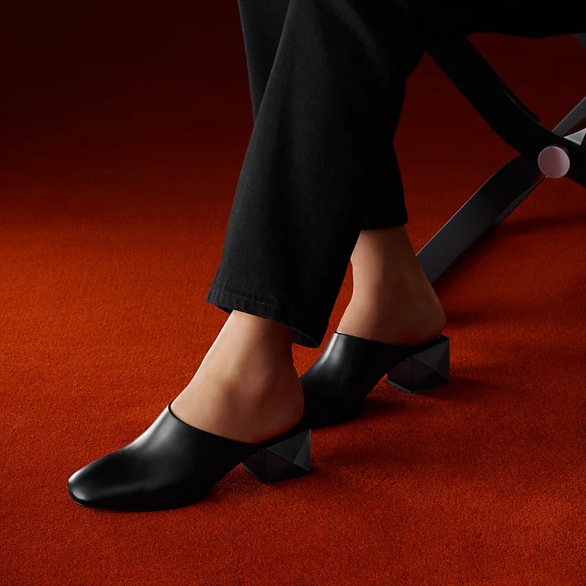 Christie mule - 2