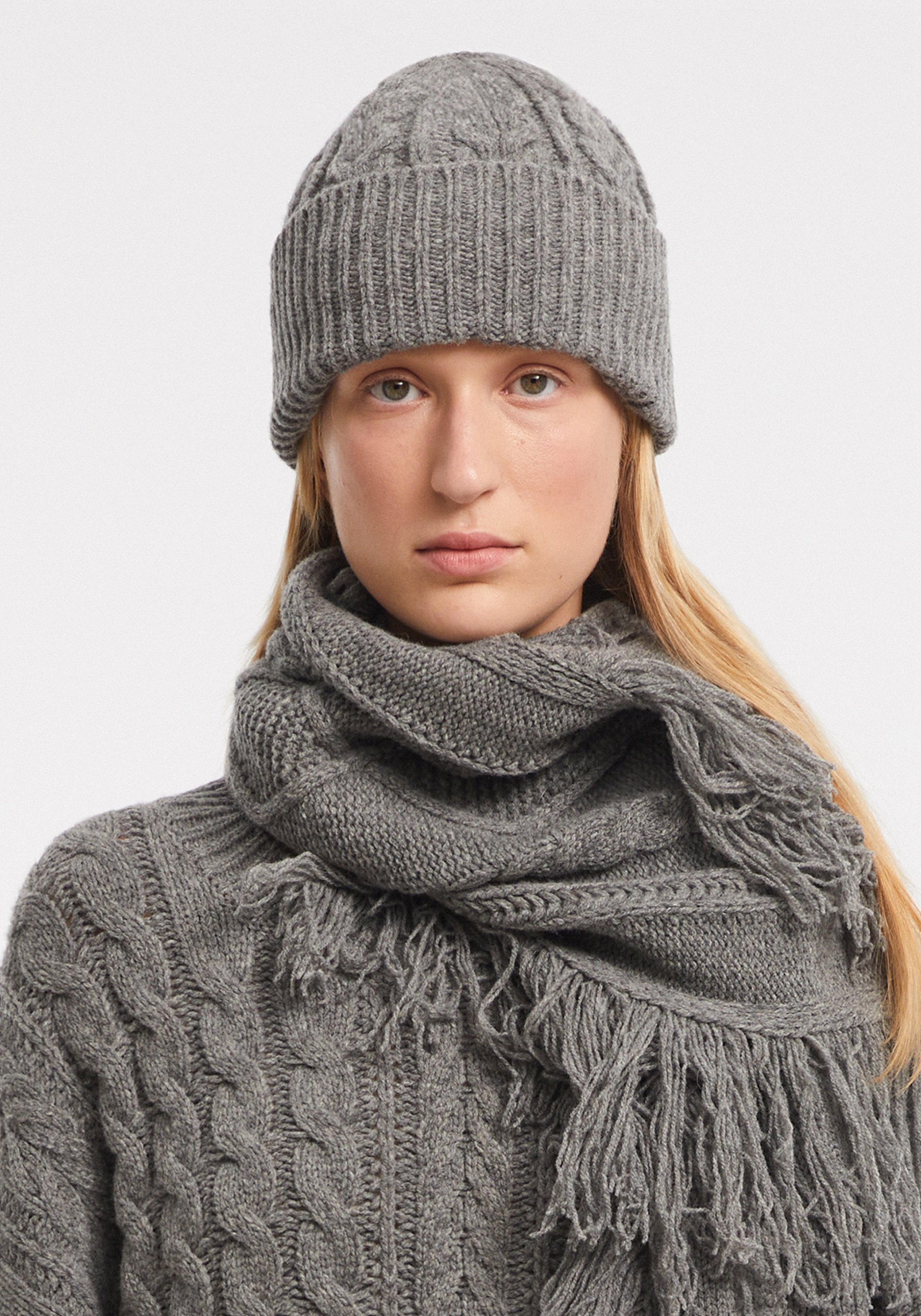 ALMA
Cable-knit merino beanie - 2