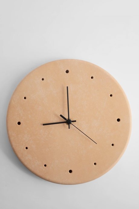 Hender scheme brown cow leather clock - 1