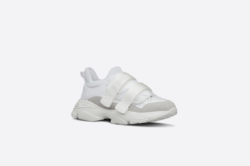 Dior D-Wander Sneaker outlook