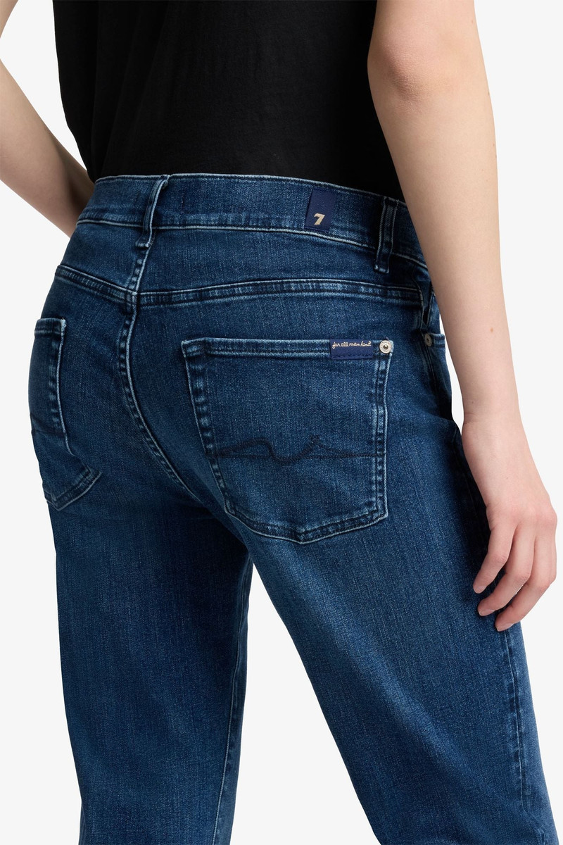 BOOTCUT in Slim Illusion 4