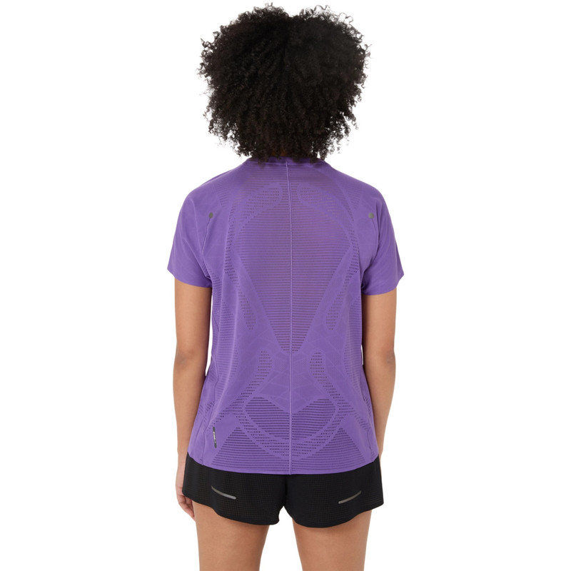 Asics METARUN SHORT SLEEVE TOP outlook