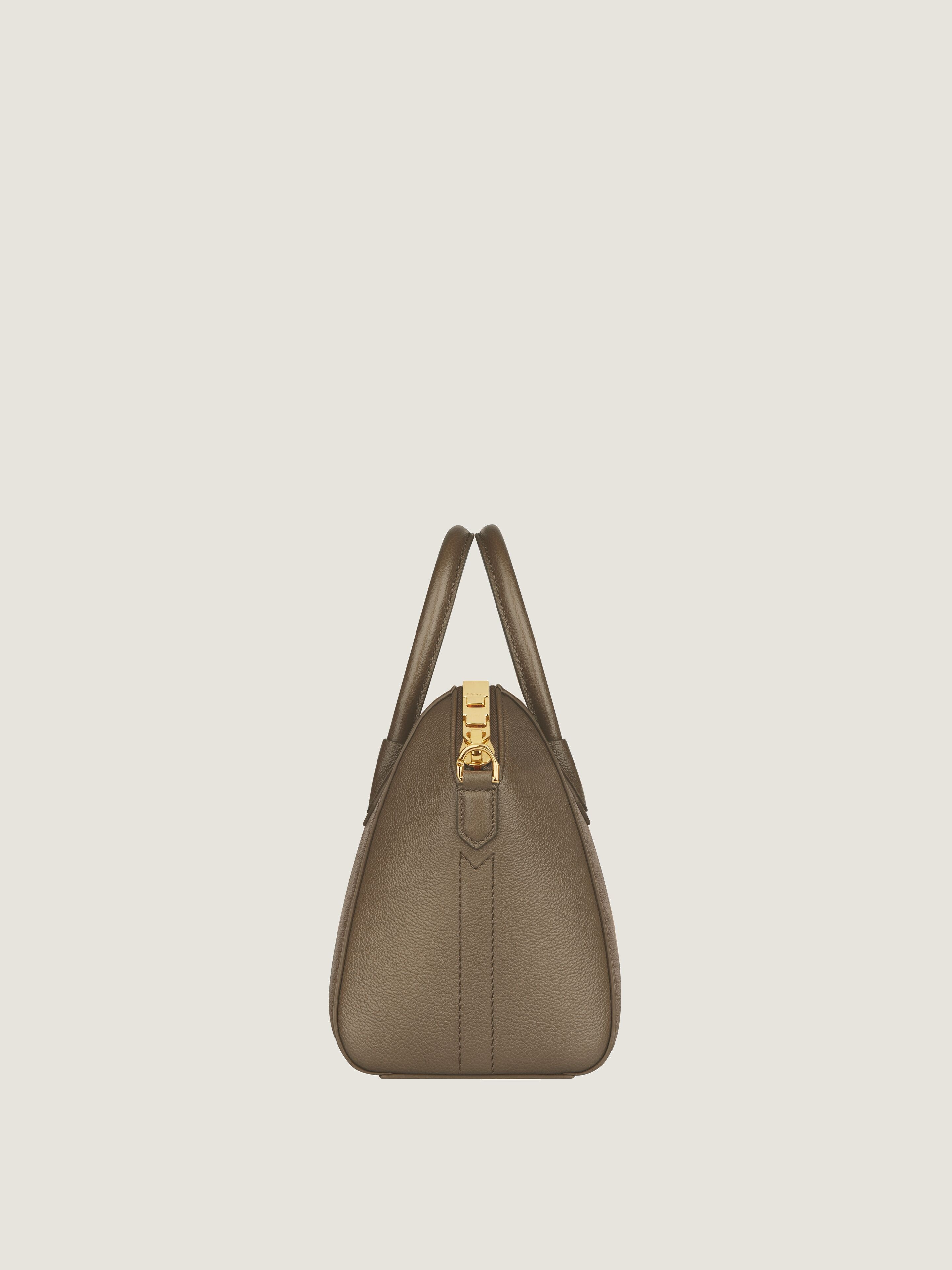 SMALL ANTIGONA BAG IN GRAINED LEATHER - 2