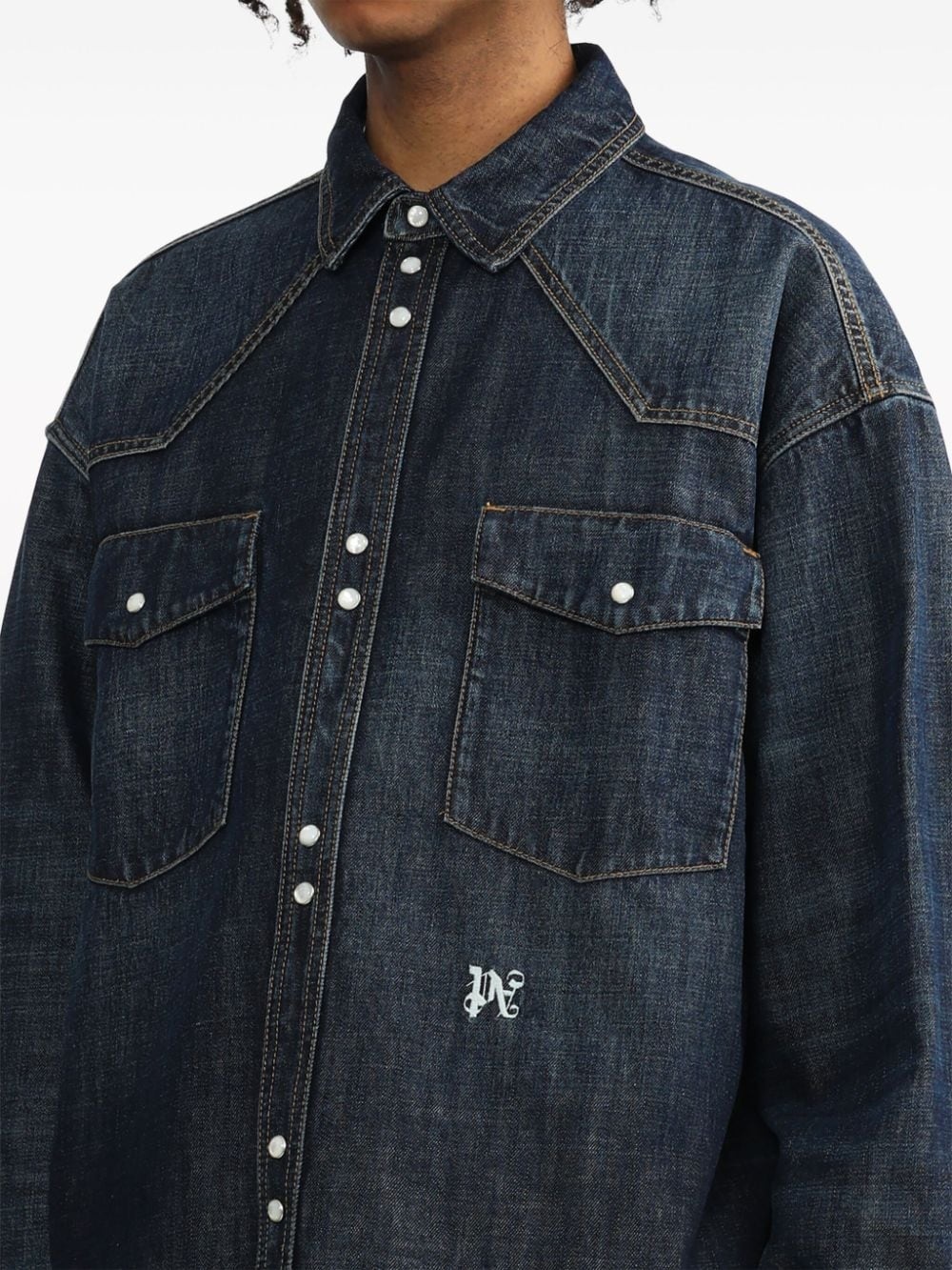 logo-embroidered denim shirt - 5