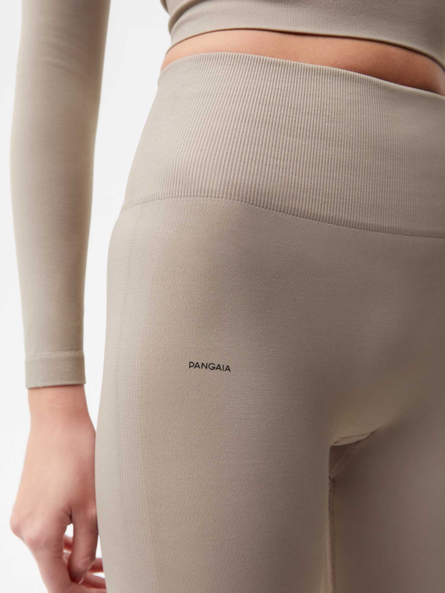 Women's Plant-Stretch Compressive Leggings - Taupe - 4