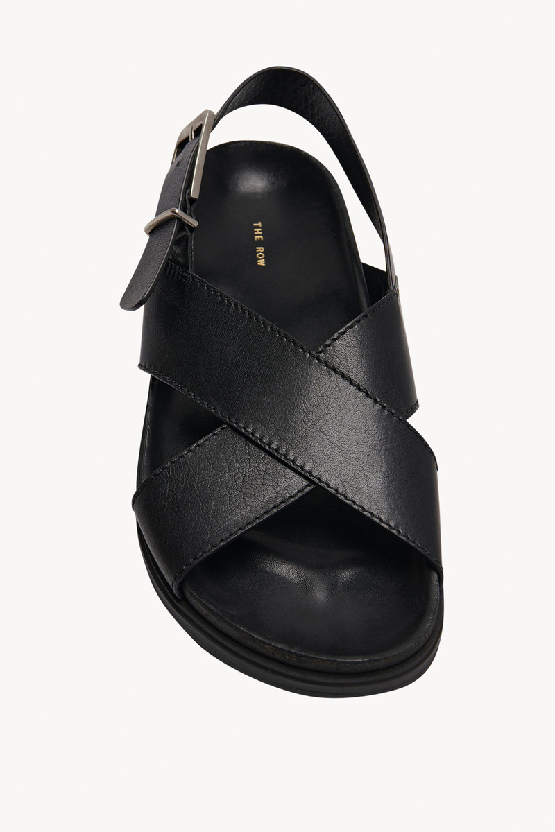 Buckle Sandal in Leather 3