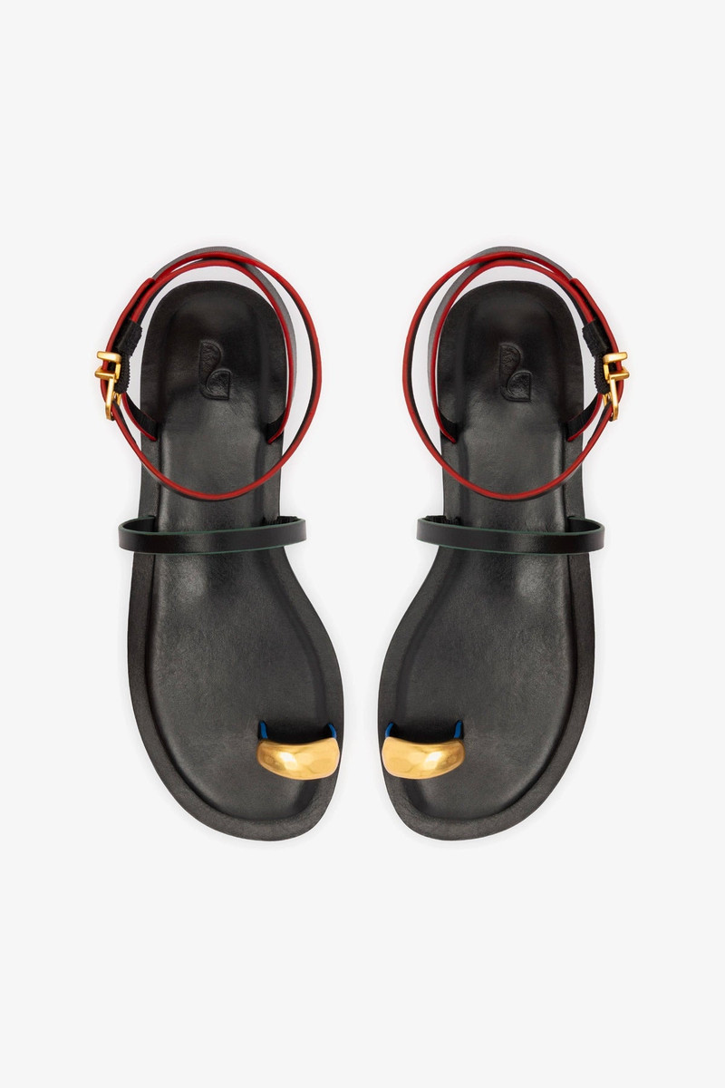 Biarritz Flat Sandal In Black Leather 7