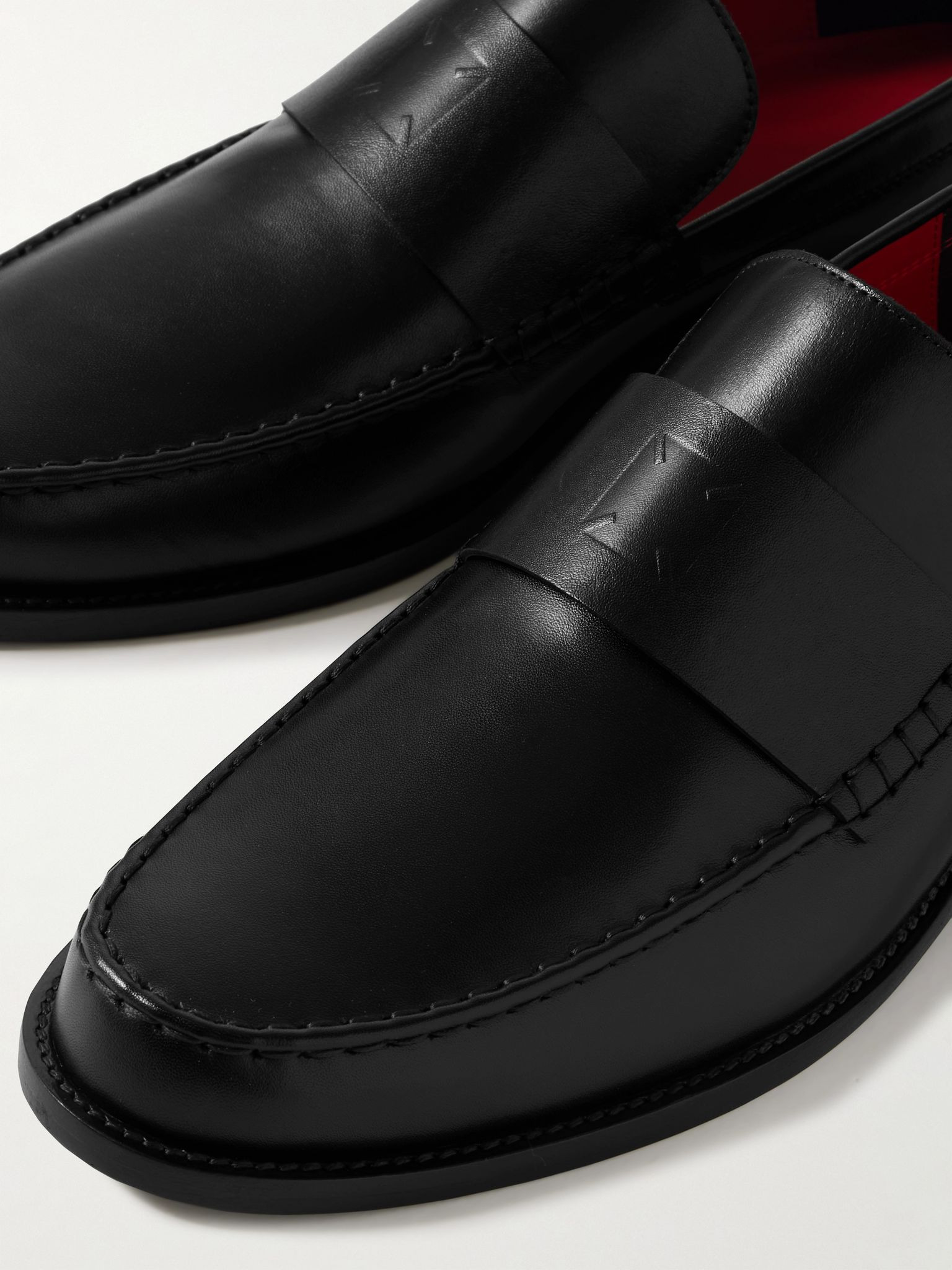 Logo-Debossed Leather Loafers Black - 4