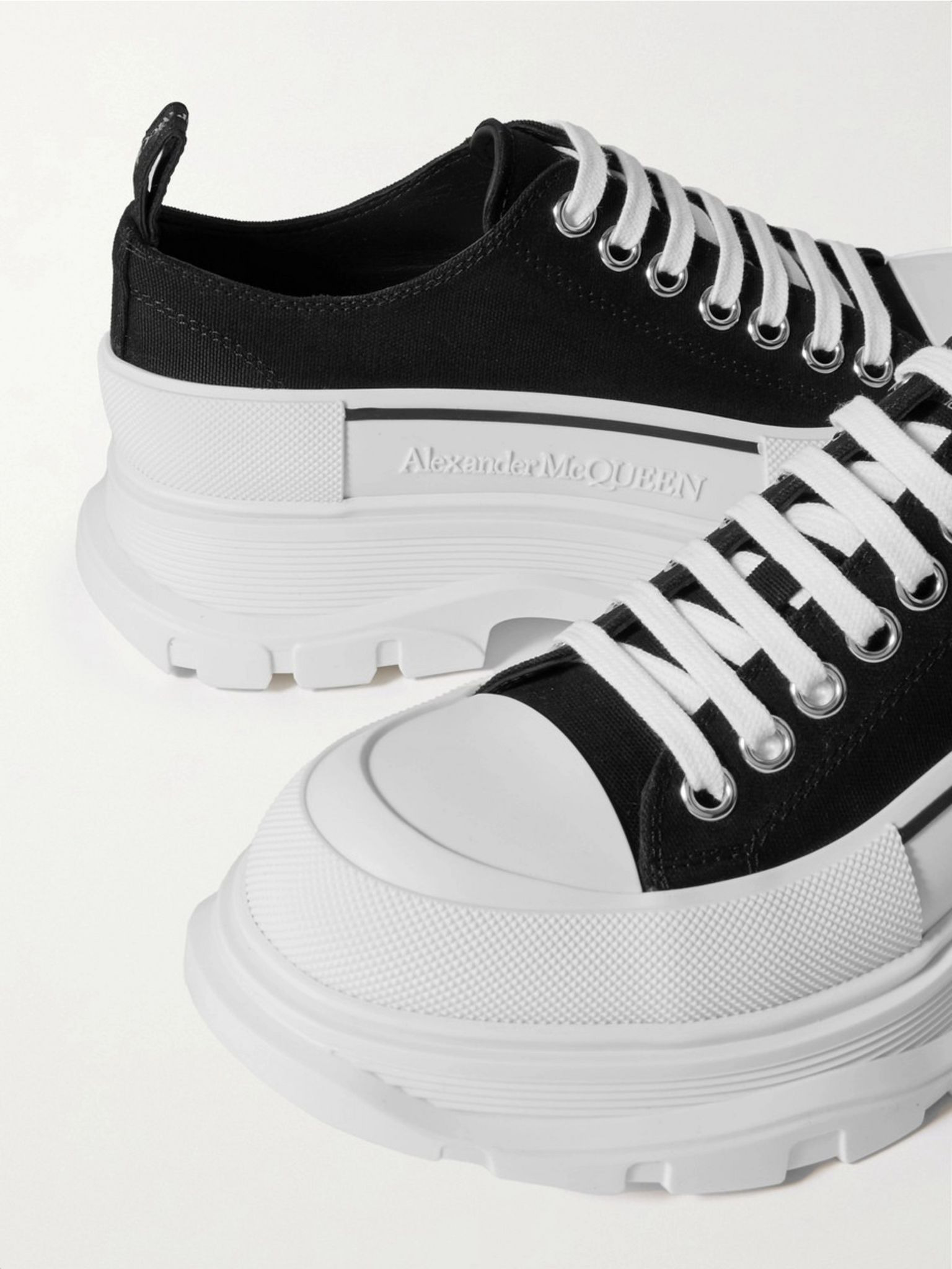 Tread Slick canvas exaggerated-sole sneakers Black - 4