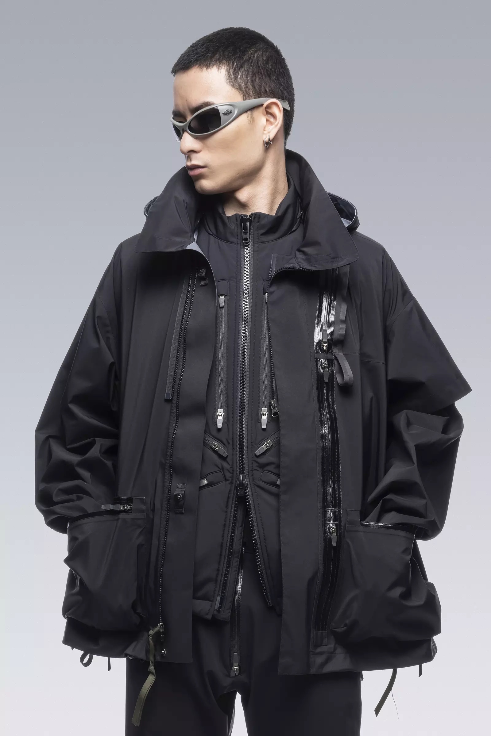 J115-GT 3L Gore-Tex Pro Interops Jacket Black/Silver - 40