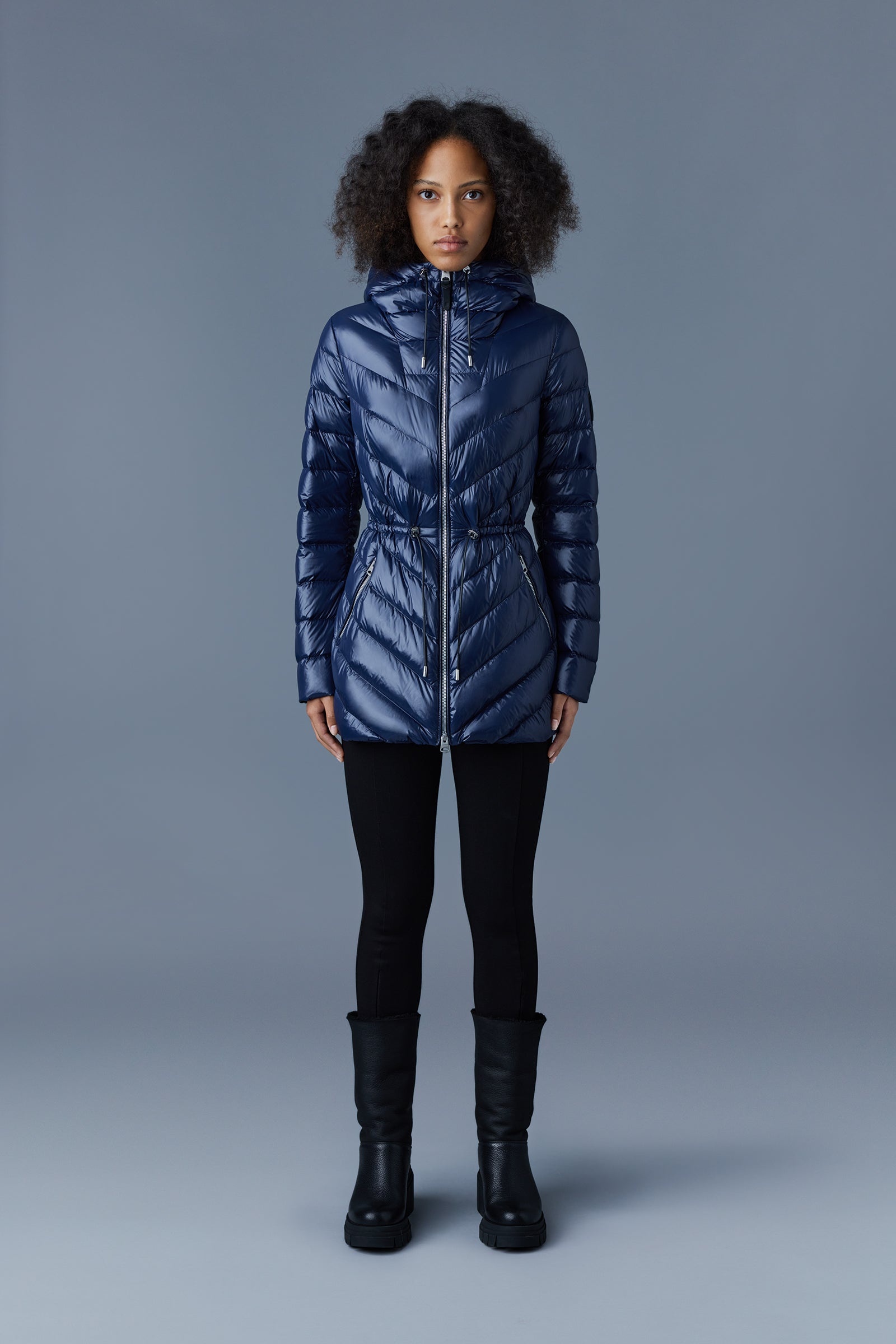 ARITA Light down jacket with hood - 2
