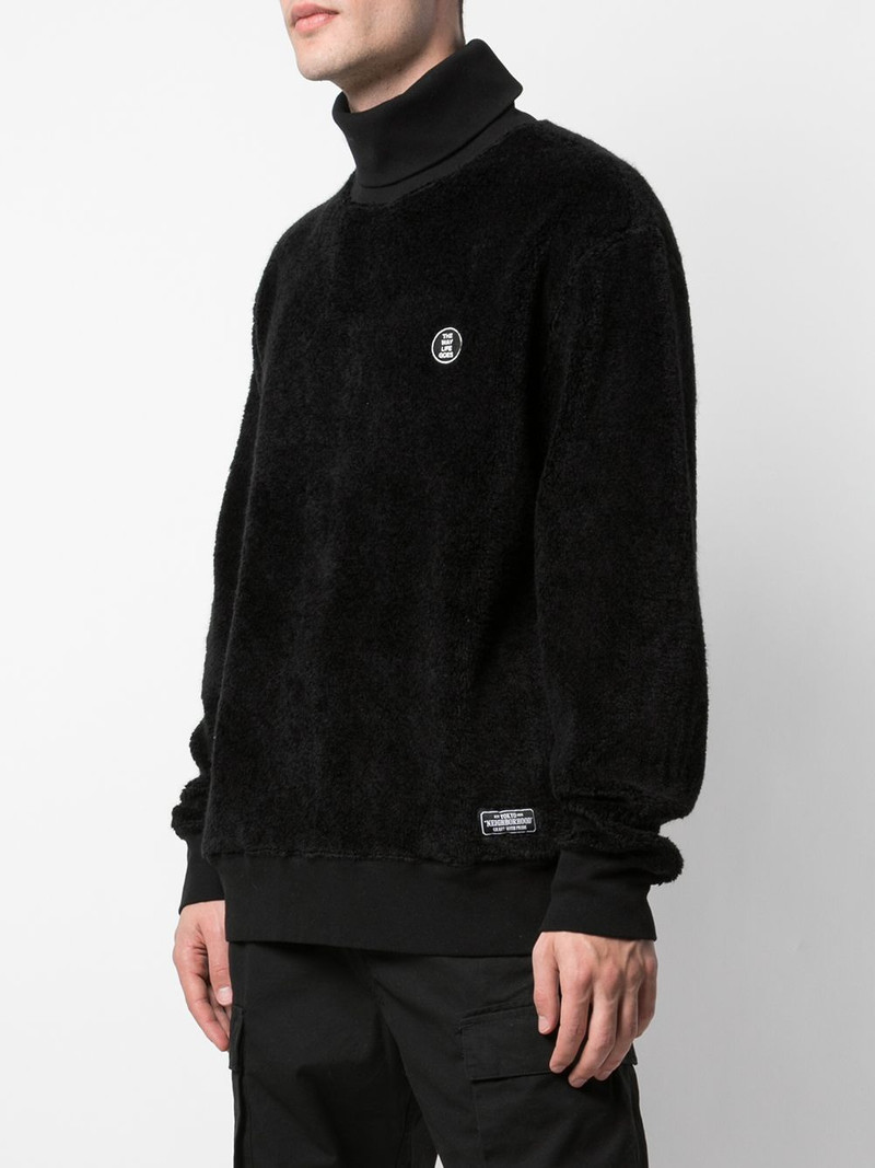 polar turtleneck sweatshirt 3