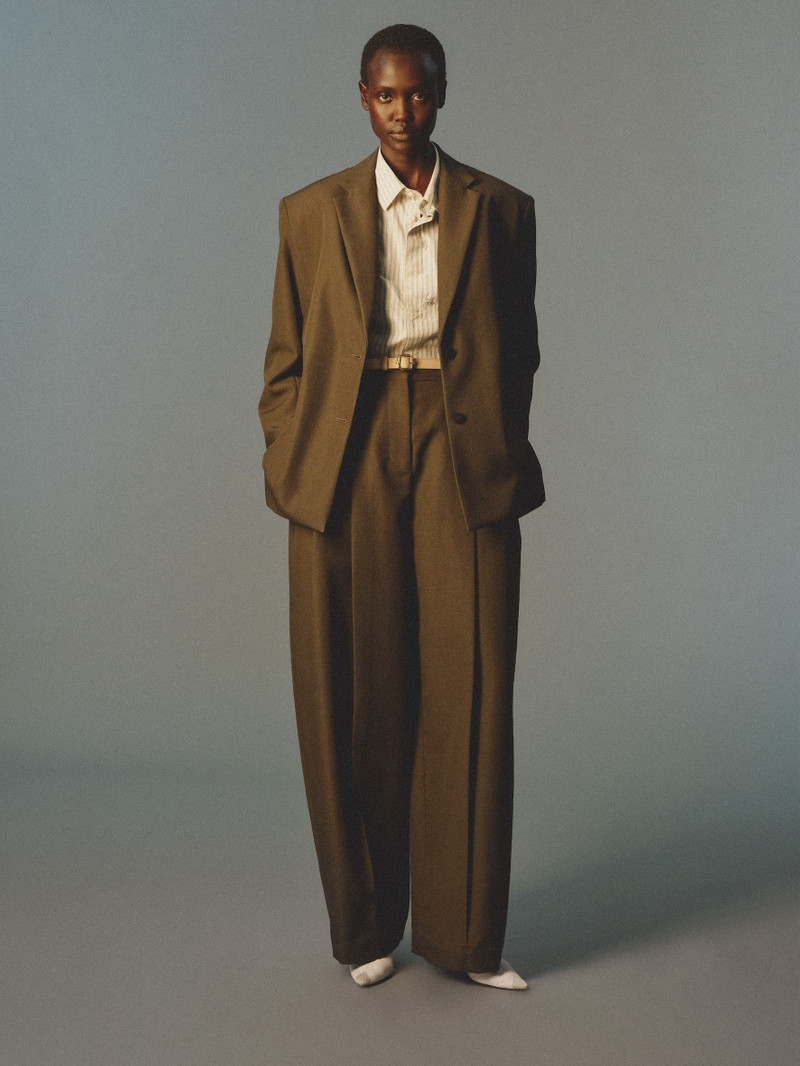 JACQUEMUS The Carrée jacket outlook