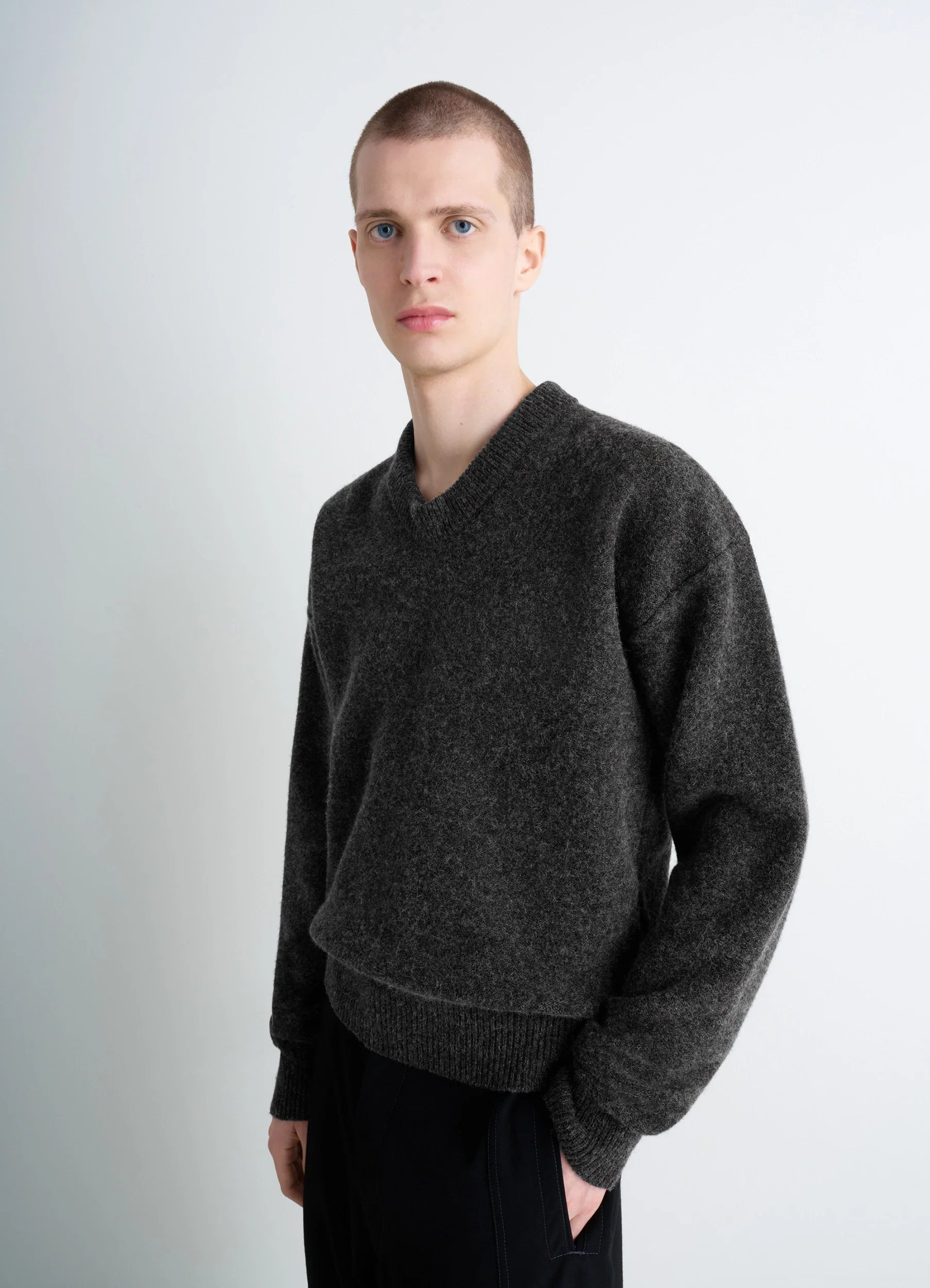 BOXY V NECK SWEATER - 2