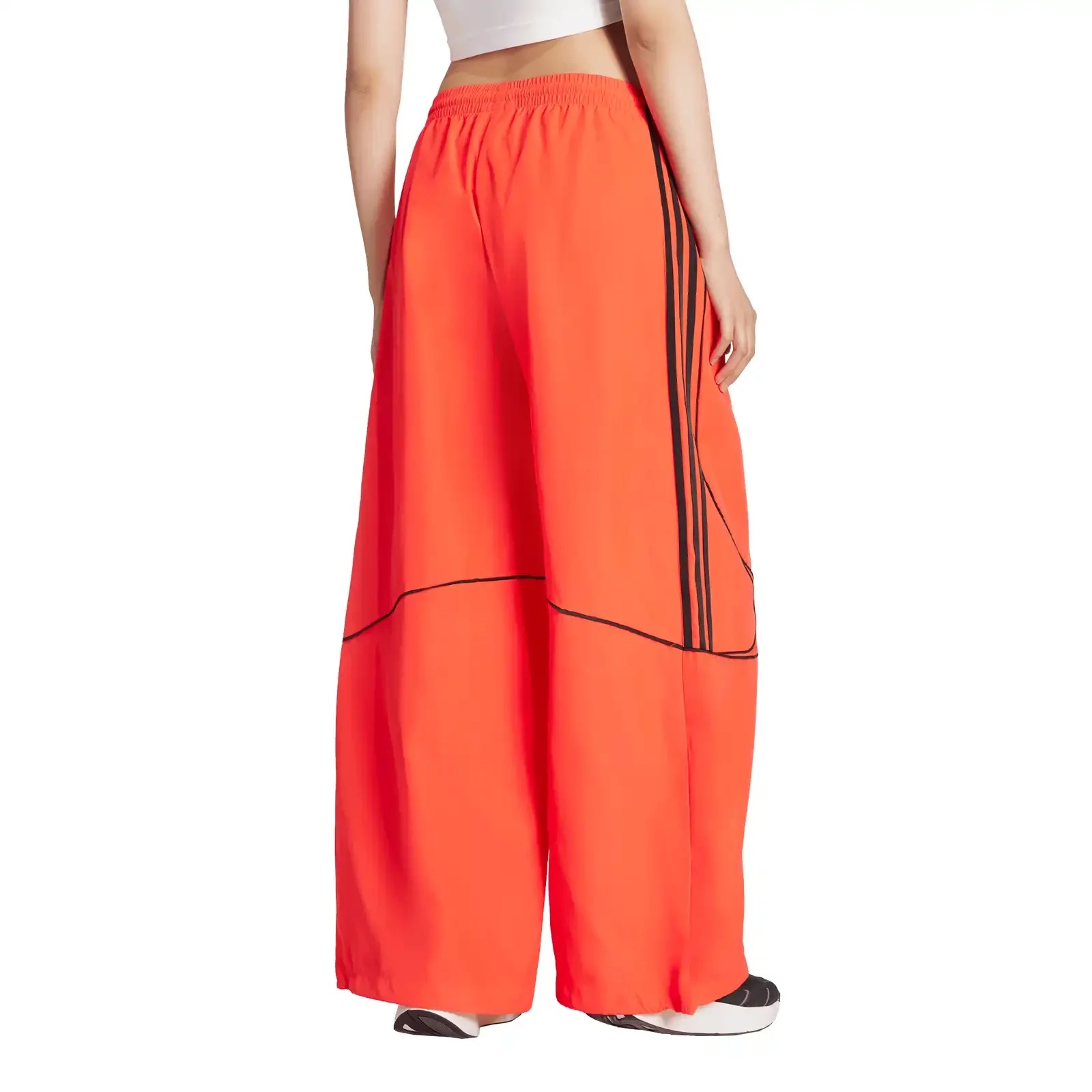 Teamgeist Adicolor Oversized Woven Track Pant W "Lucid Red" - 3
