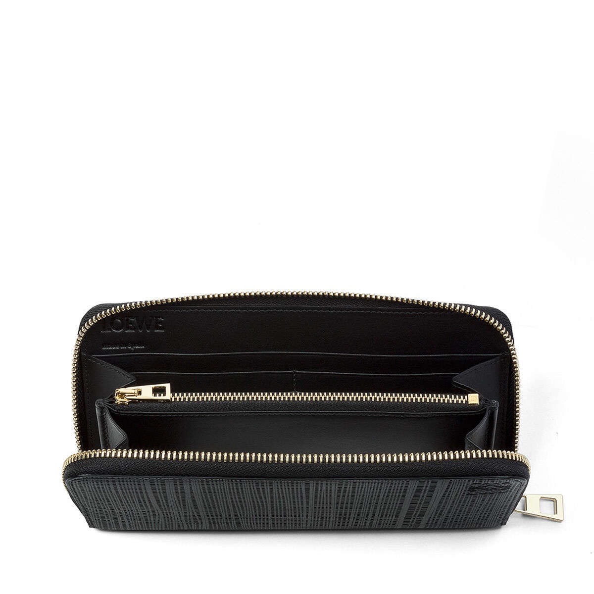 Zip around wallet in calfskin - 2