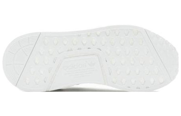 adidas NMD_R1 w / Matte Silver アディダス シルバー S76004 adidas Originals アディダス オリジナルス スニーカー NMD R1