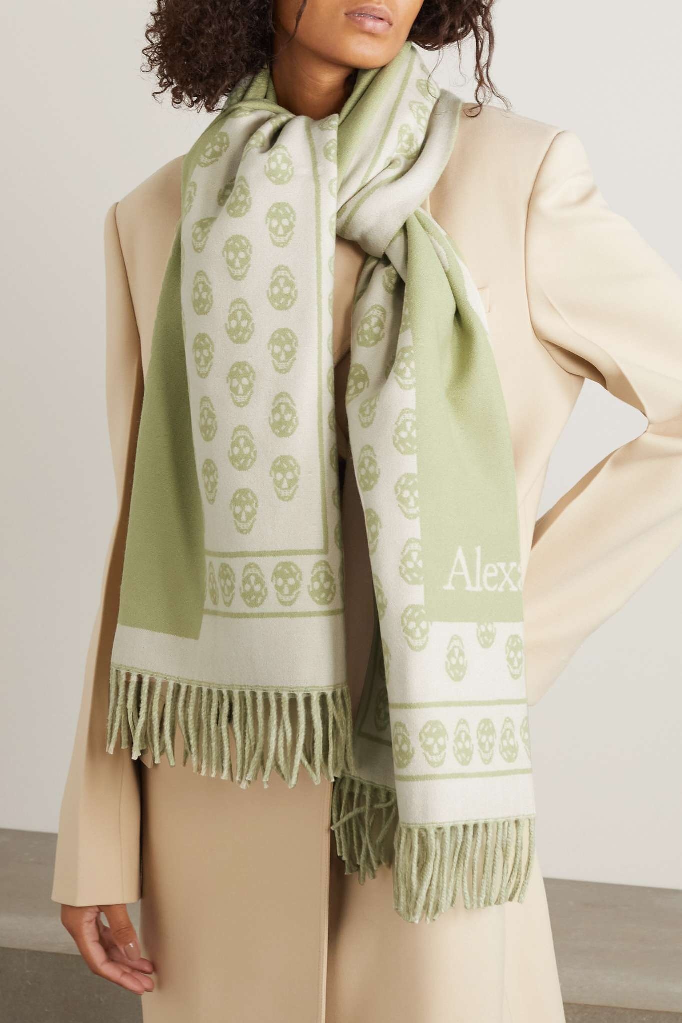 Fringed wool-jacquard scarf - 2