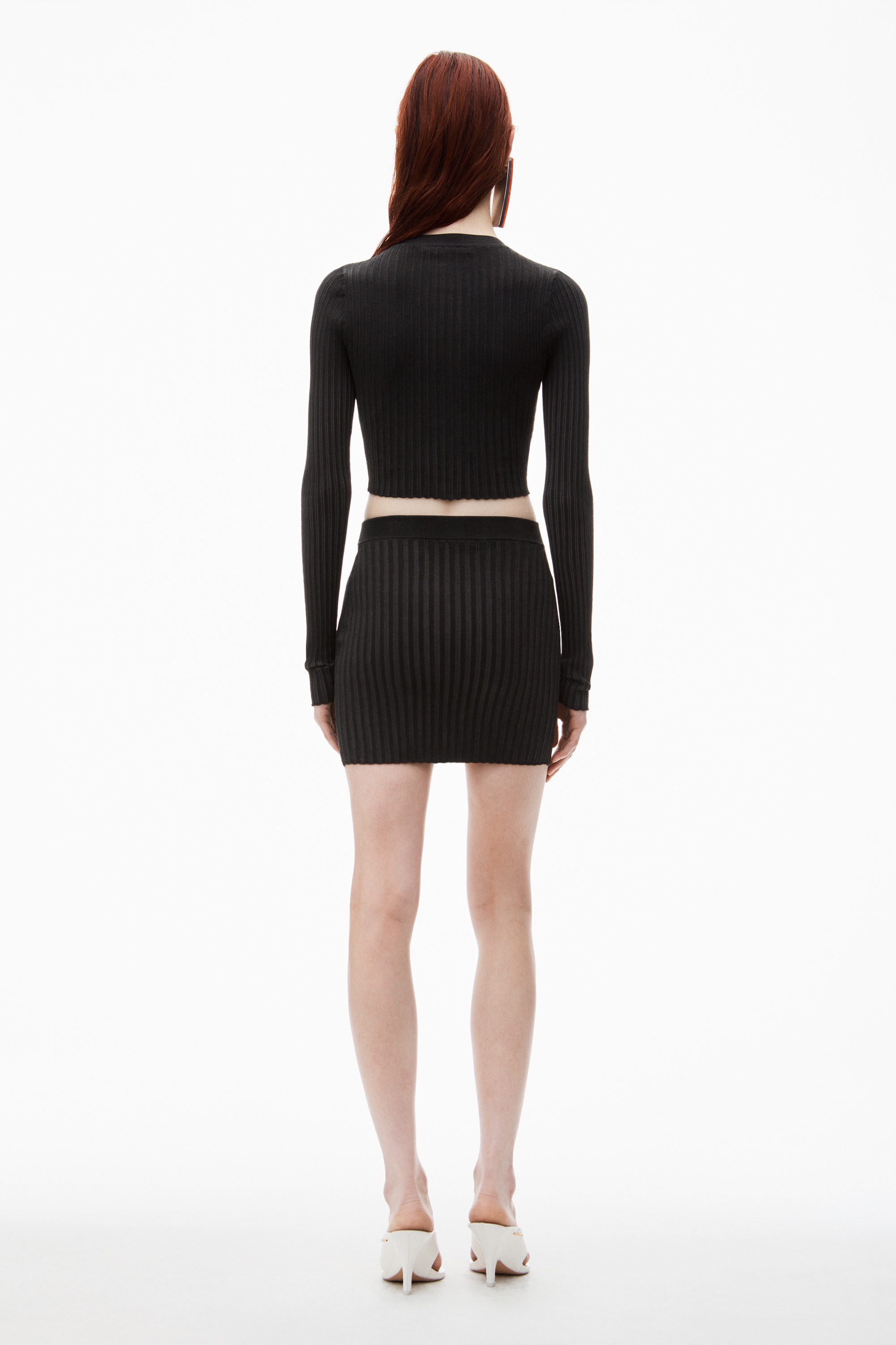Mini Skirt in Rib-Knit - 4