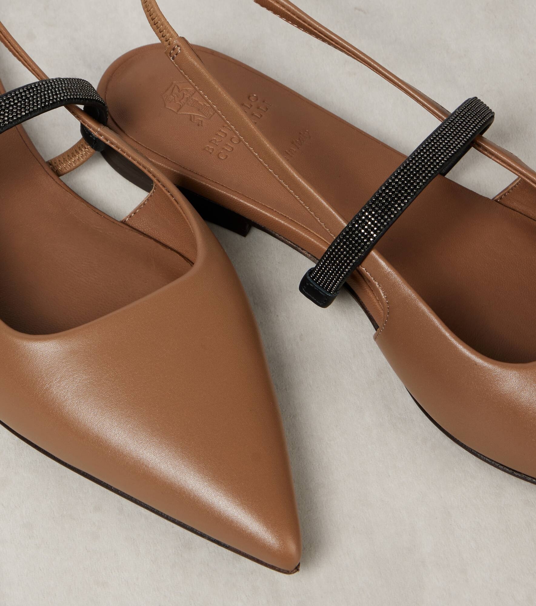 Pointy leather slingback flats - 5