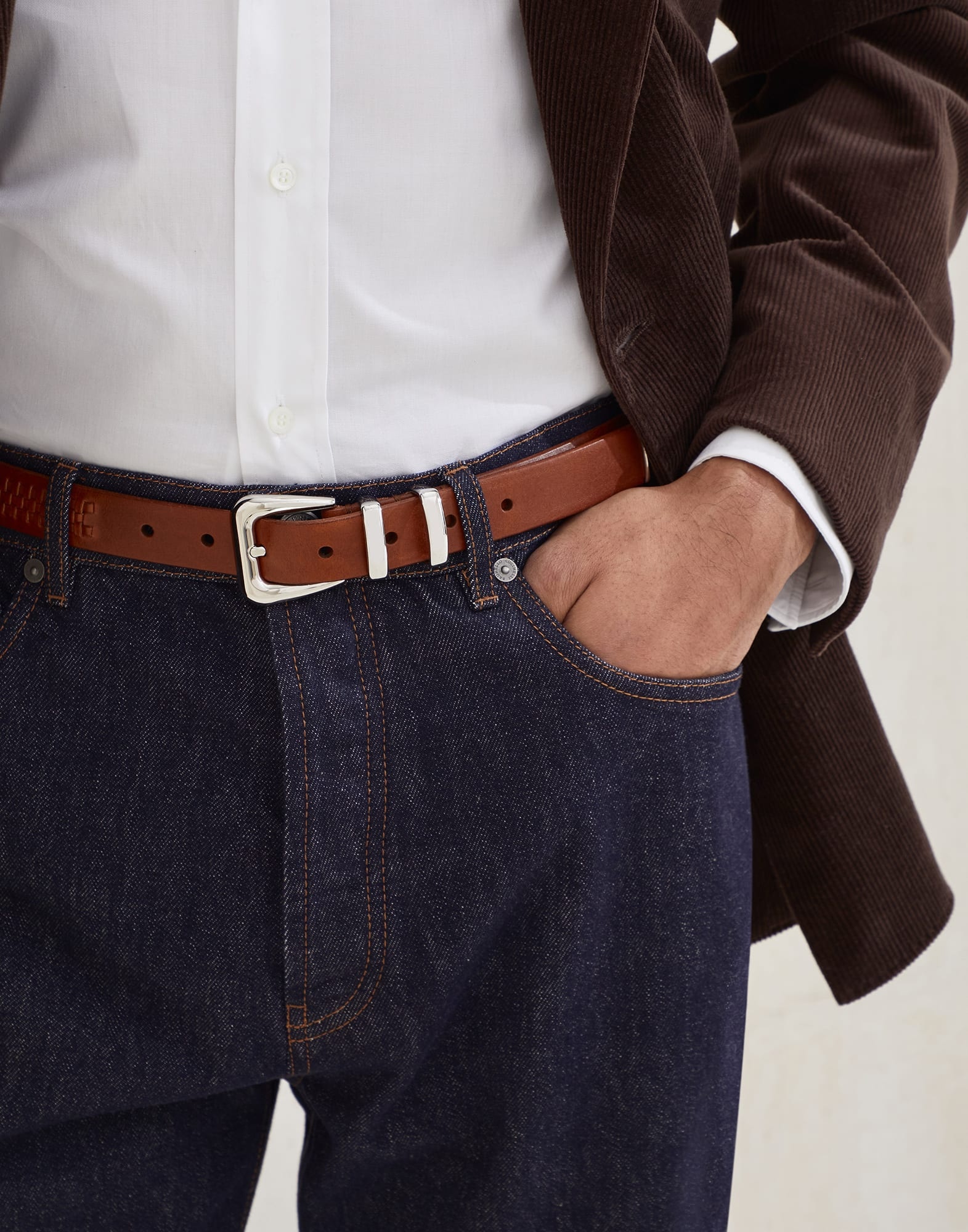 Calfskin belt with braided decoration - 3