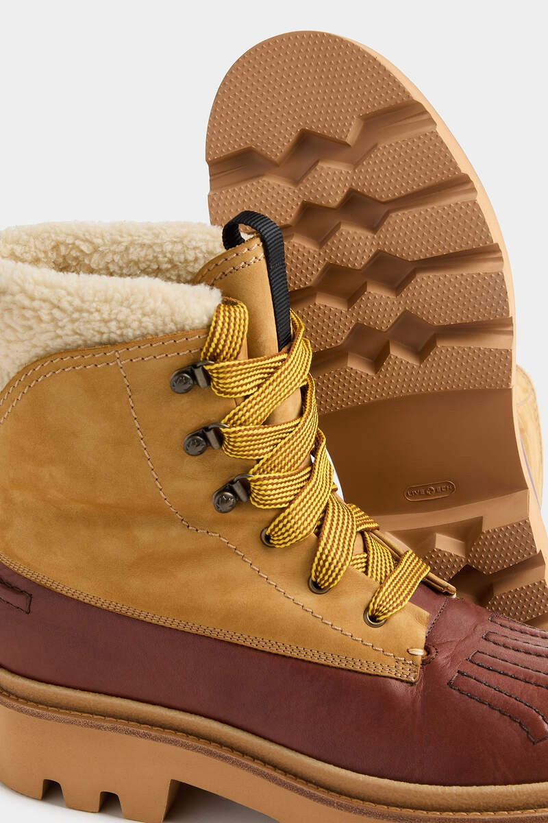 URBAN HIKING ANKLE BOOTS 4