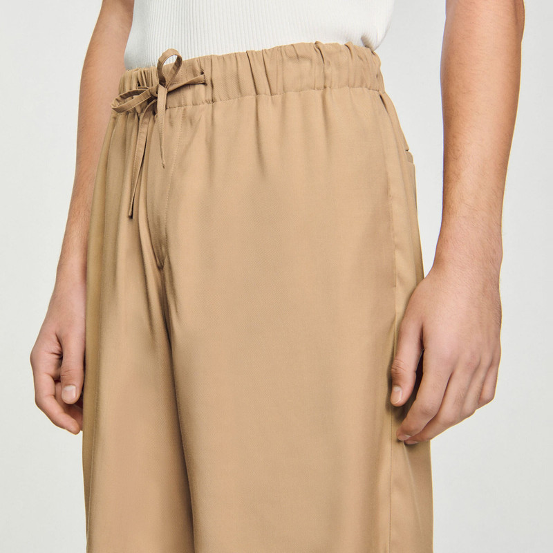FLOWY BERMUDA SHORTS 4