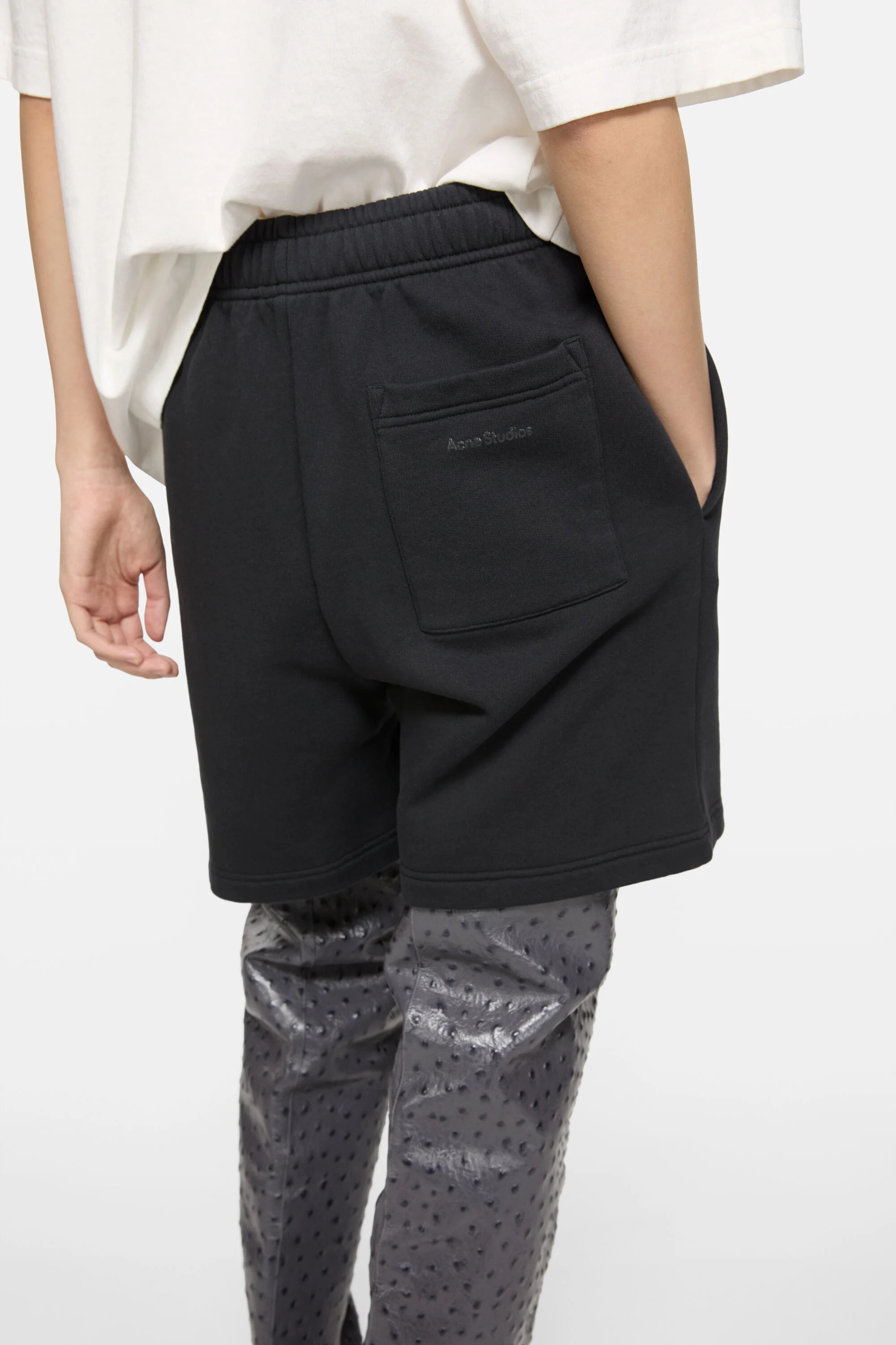 Fleece shorts - Black - 4