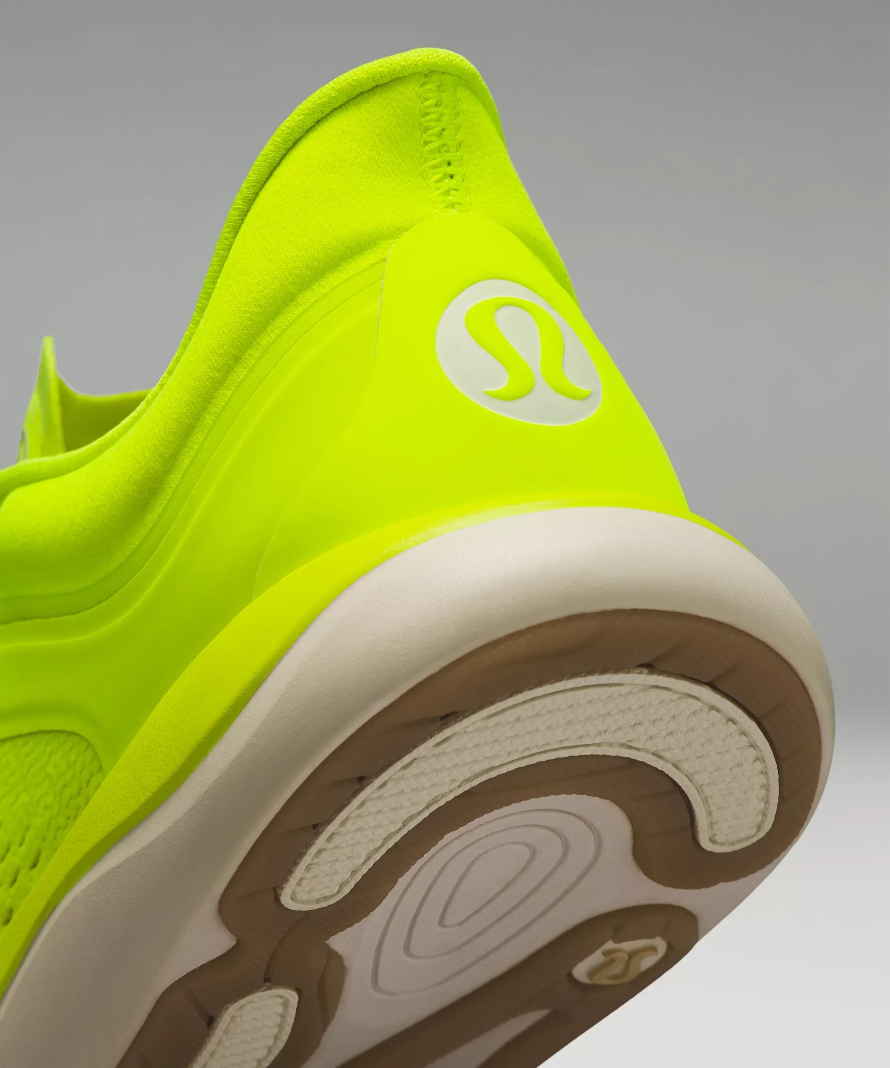 Chargefeel Low Women's Workout Shoe - 9