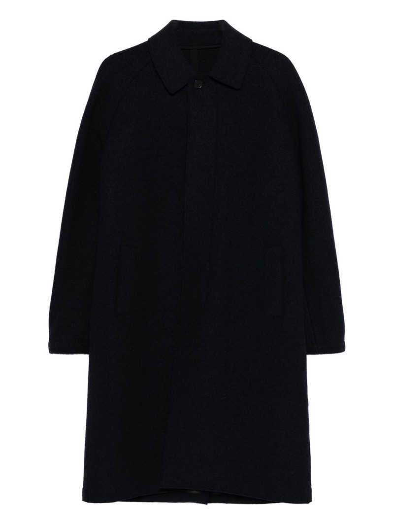 raglan-sleeve buttoned coat 1