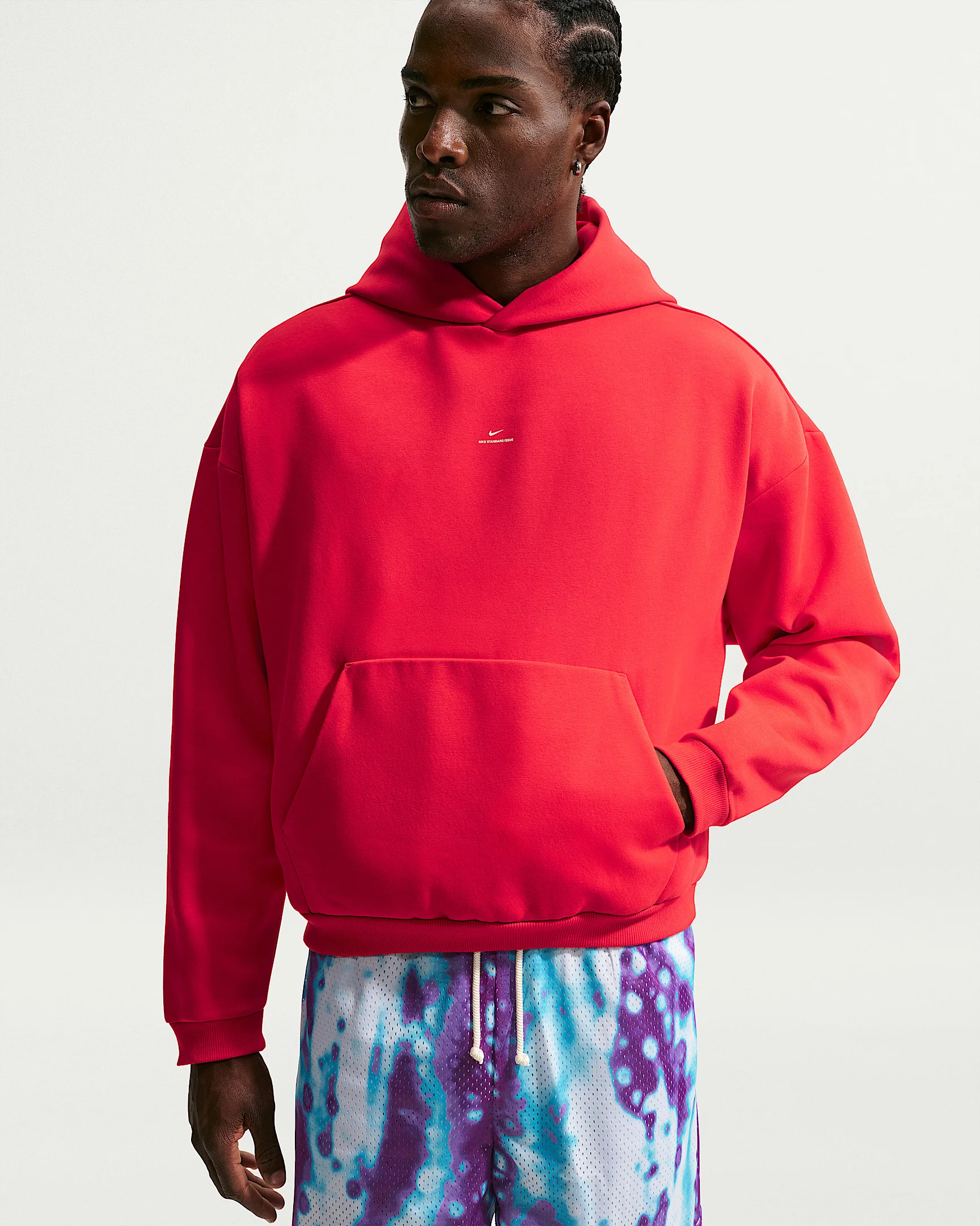 Nike Standard Issue Men's Therma-FIT Brushed Basketball Pullover Hoodie - 1