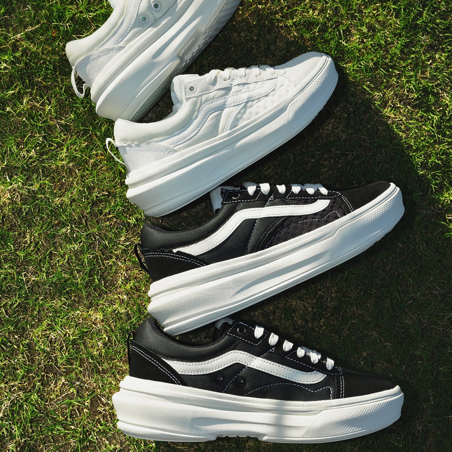 81312Vans Old Skool Overt Plus CC 'Black White' VN0A4BVL1KP - 3