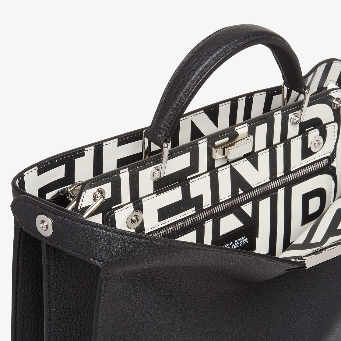 Medium Peekaboo ISeeU bag made of black Cuoio Romano leather, printed on the inside with a black and - 6