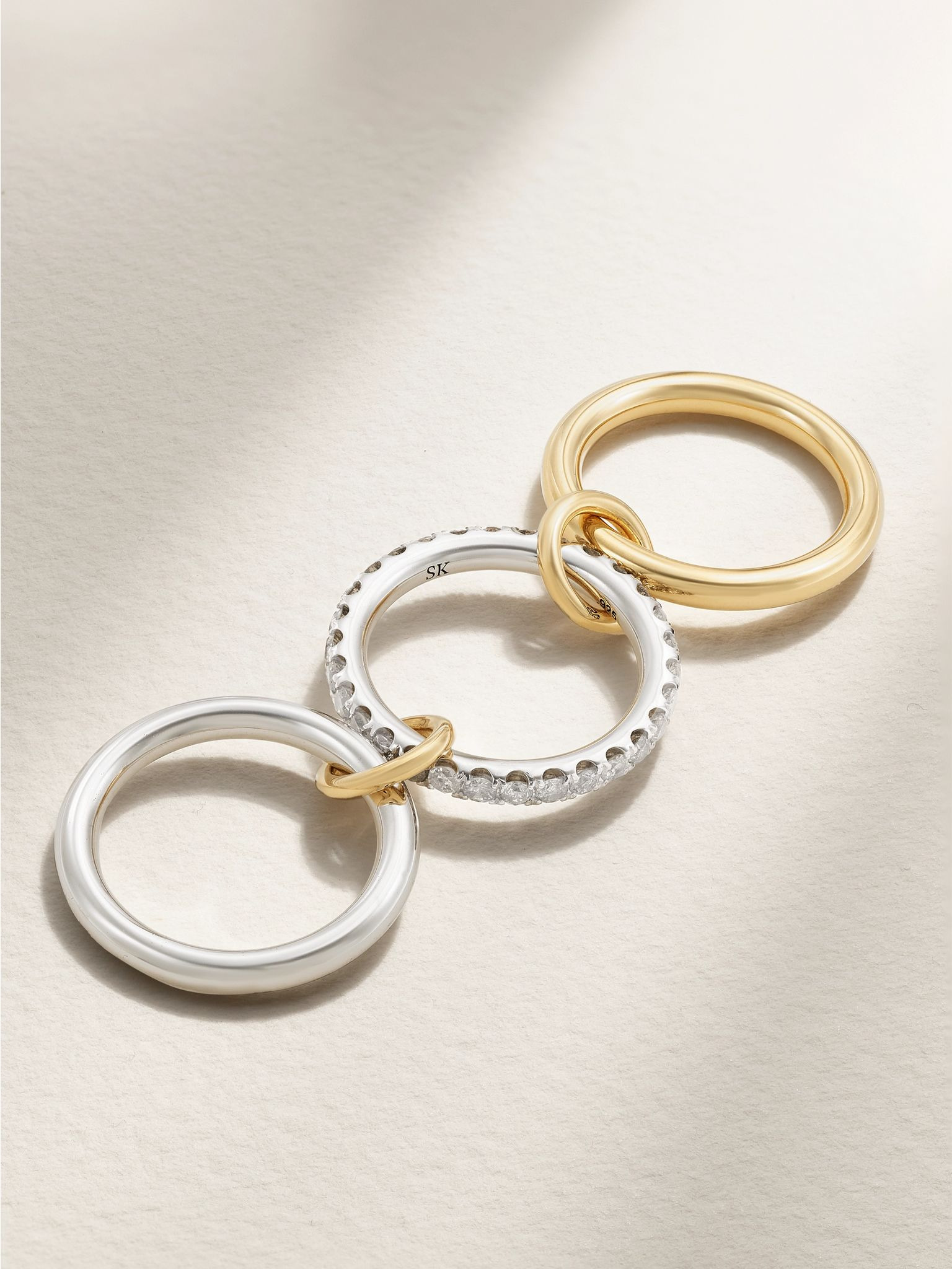 Taurus set of three 18-karat gold and sterling silver diamond rings Gold - 3
