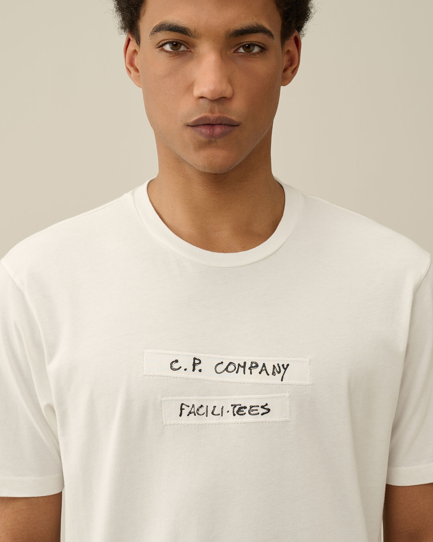 CP COMPANY｜SHORT-SLEEVED ROUND NECK T-SHIRTS (24/1 Jers C.P. Company 24/1 Jersey Facili-Tees Graphic T-shirt
