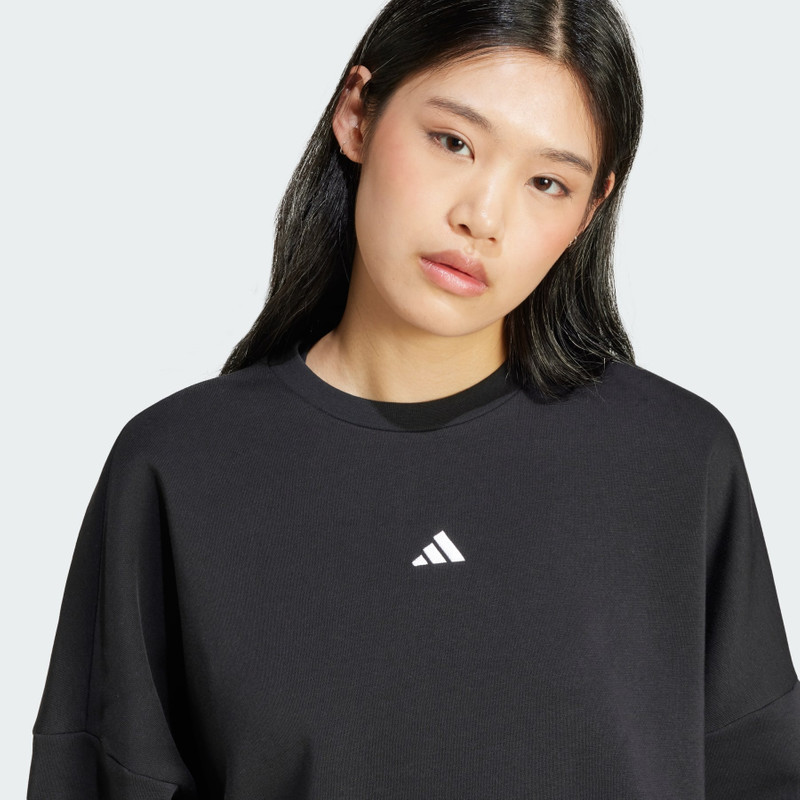 Essentials Small Logo Feelcozy Sweatshirt 5