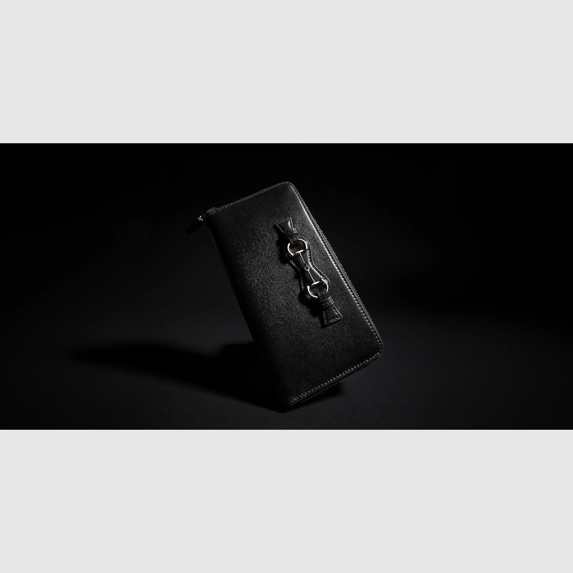 Zip around wallet with Horsebit - 1