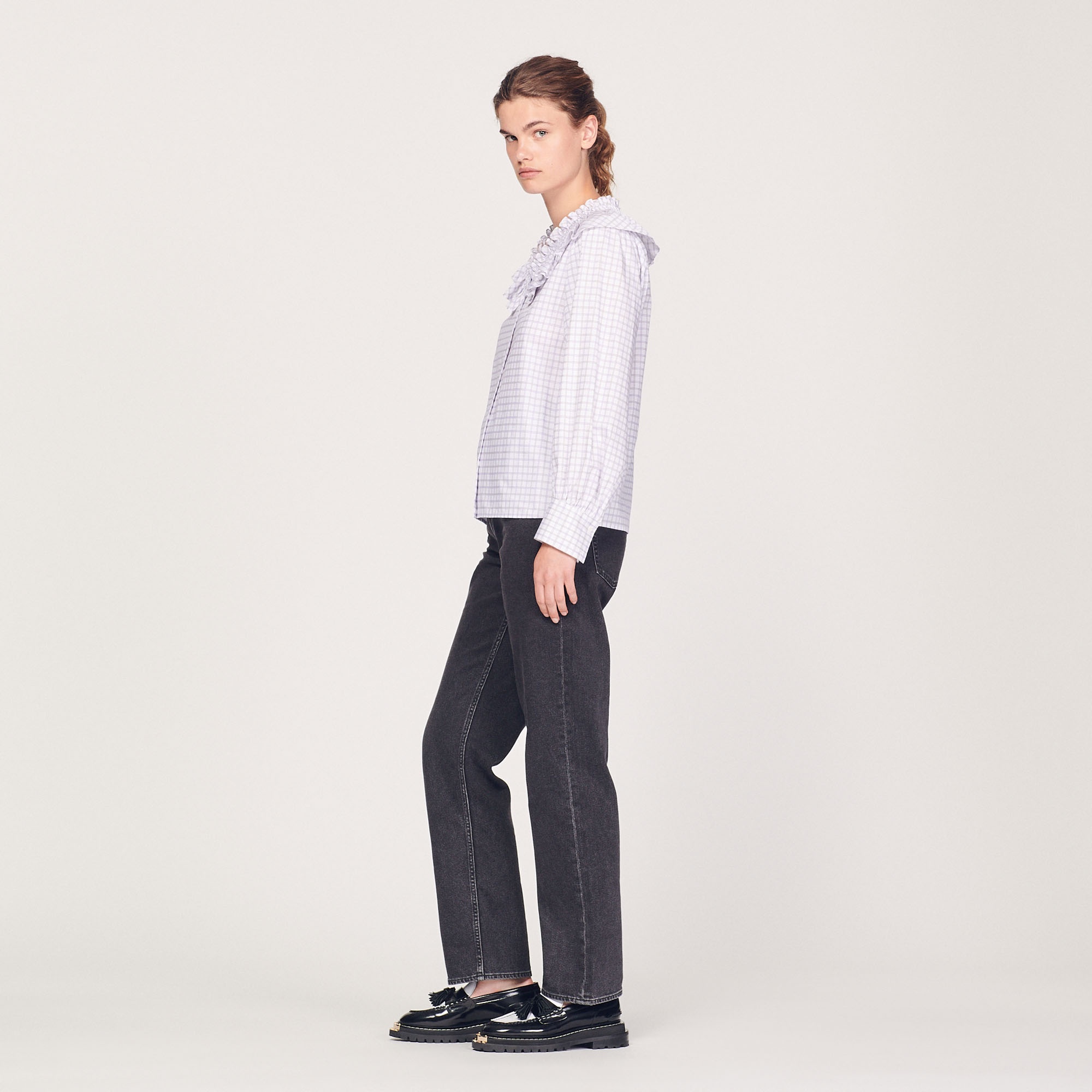 Checked shirt with ruffled collar - 7