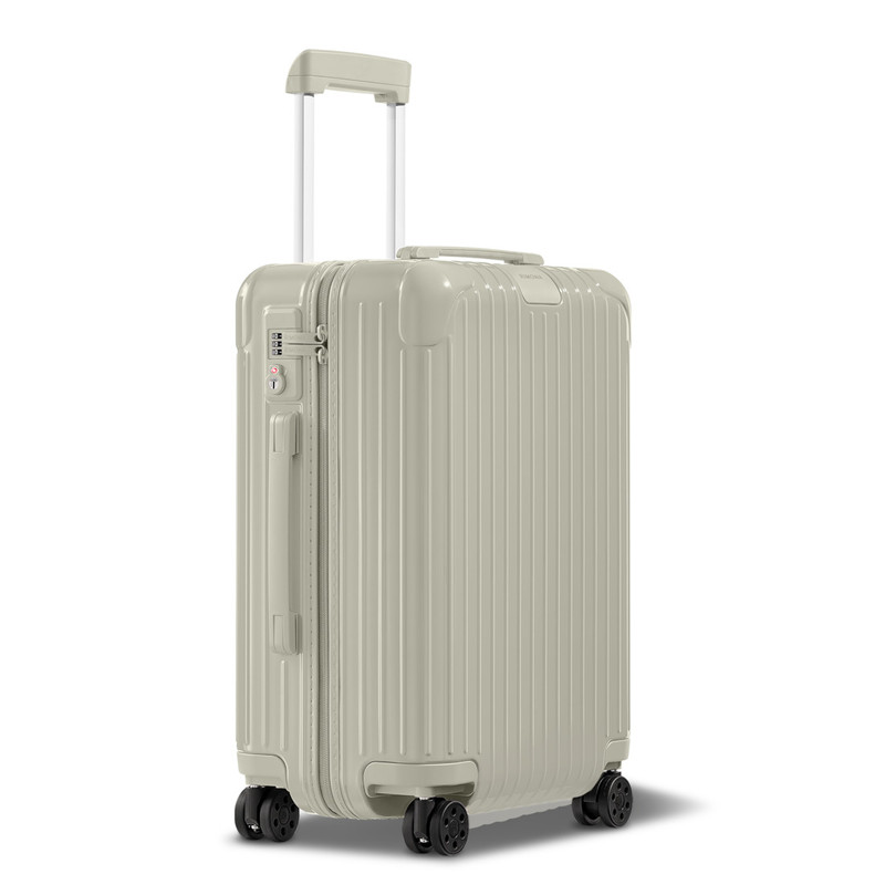 RIMOWA Essential Cabin outlook