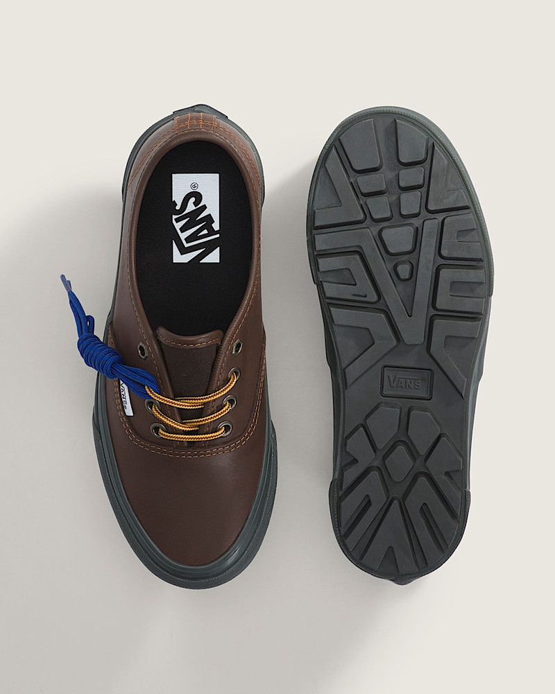 Premium Authentic V-Lug Shoe 3