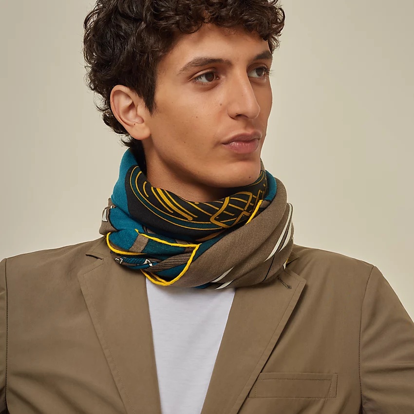 Mysterious Rider scarf 140 - 2